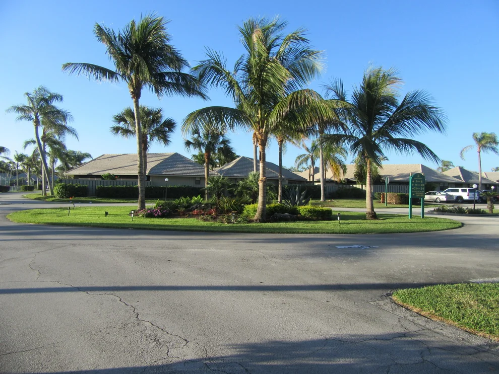 Unit for sale at 1127 E Seminole Avenue, Jupiter, FL 33477