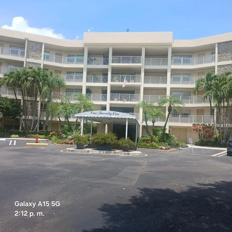Unit for sale at 800 Cypress Grove Drive, Pompano Beach, FL 33069