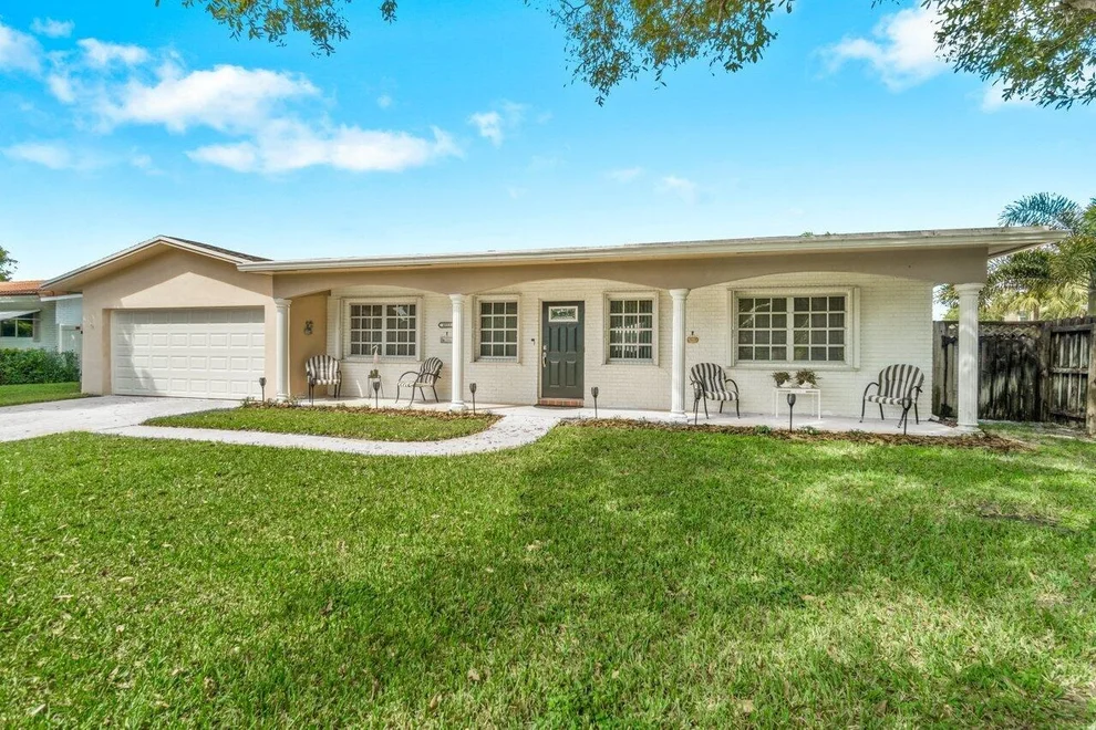 Unit for sale at 4111 NW 9th Street, Coconut Creek, FL 33066