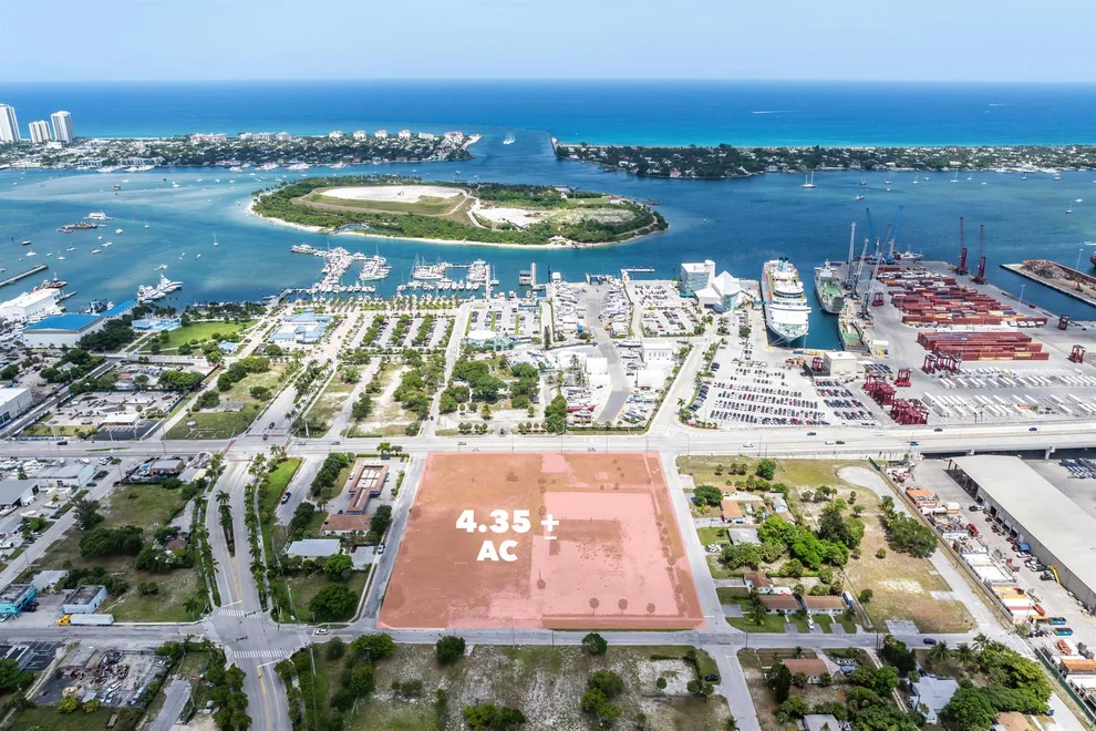 Unit for sale at 68 W 11th Street, Riviera Beach, FL 33404