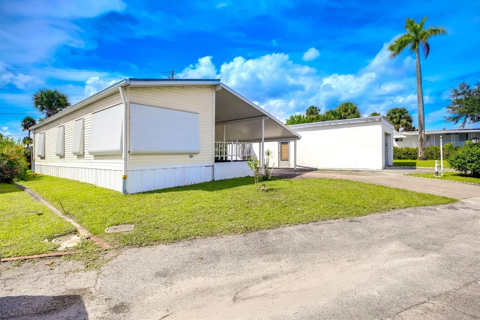 Unit for sale at 9201 Highpoint Drive, West Palm Beach, FL 33403