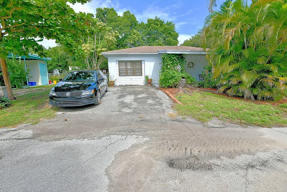 Unit for sale at 1781 Redbank Road, North Palm Beach, FL 33408