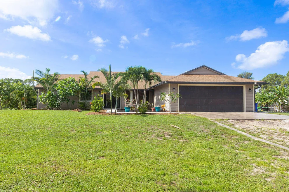 Unit for sale at 14502 69th Street N, The Acreage, FL 33470