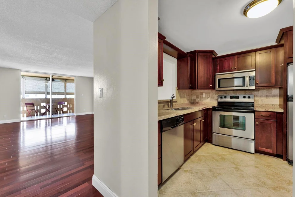 Unit for sale at 404 NW 68th Avenue, Plantation, FL 33317