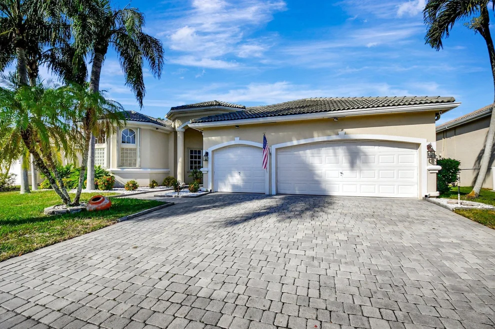 Unit for sale at 9635 Parkview Avenue, Boca Raton, FL 33428