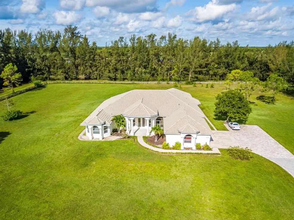 Unit for sale at 5275 Duckweed Road, Wellington, FL 33449