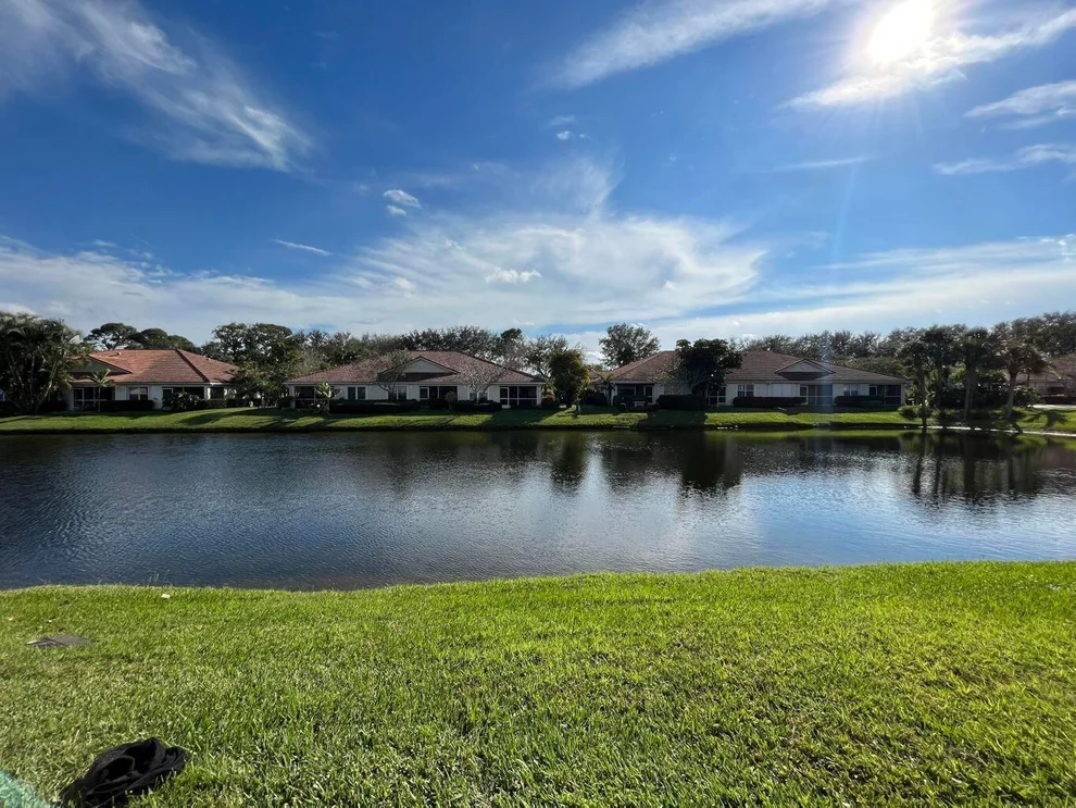 Unit for sale at 5100 N La Sedona Circle, Delray Beach, FL 33484