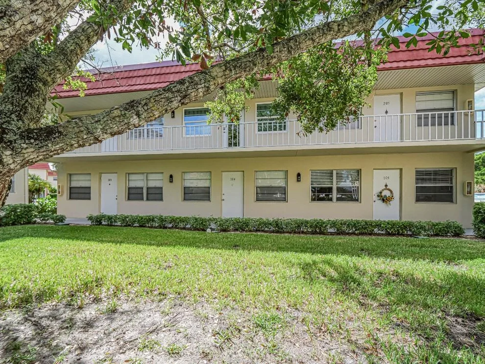 Unit for sale at 14 Vista Palm Lane, Vero Beach, FL 32962