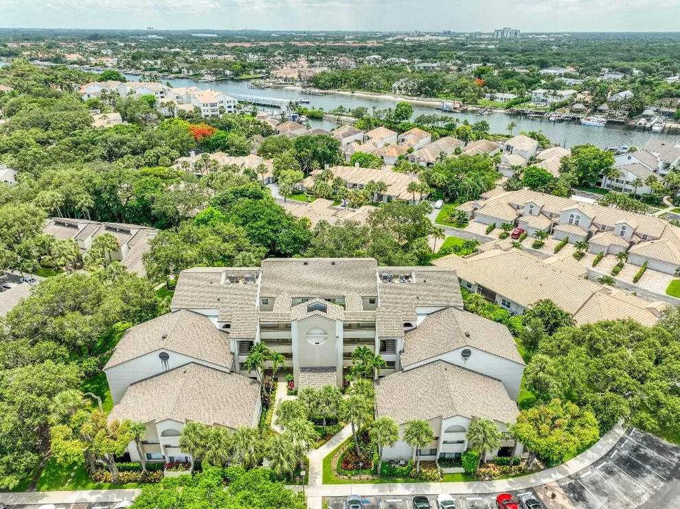 Unit for sale at 325 Oak Harbour Drive, Juno Beach, FL 33408