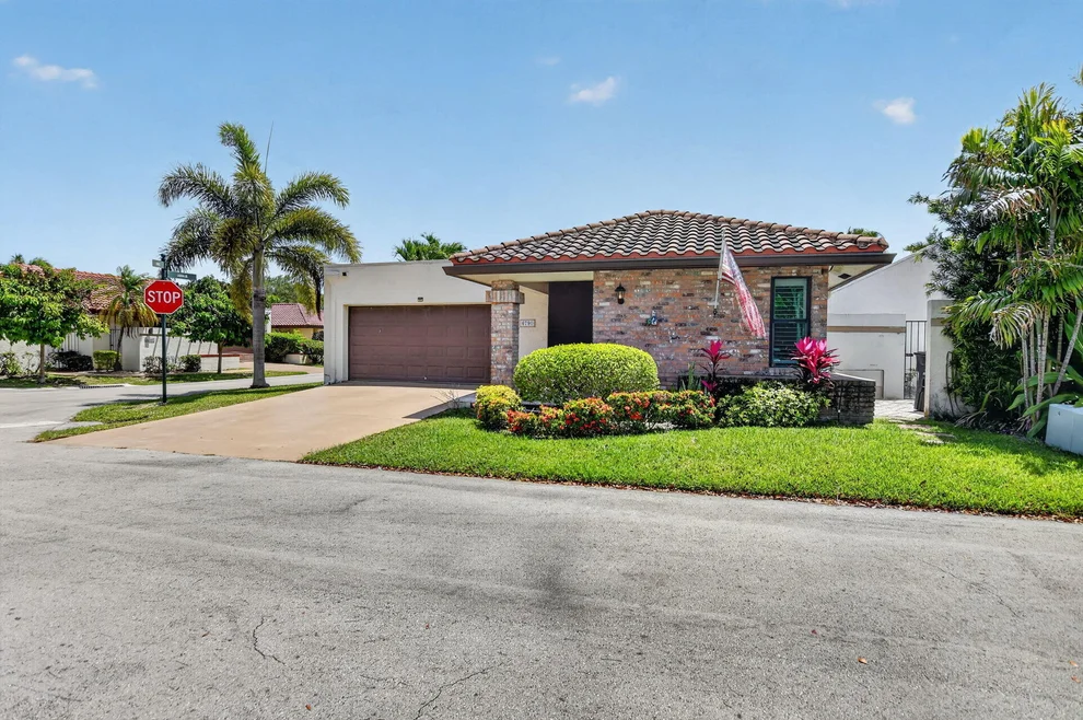 Unit for sale at 6790 Jardin Place, Boca Raton, FL 33433
