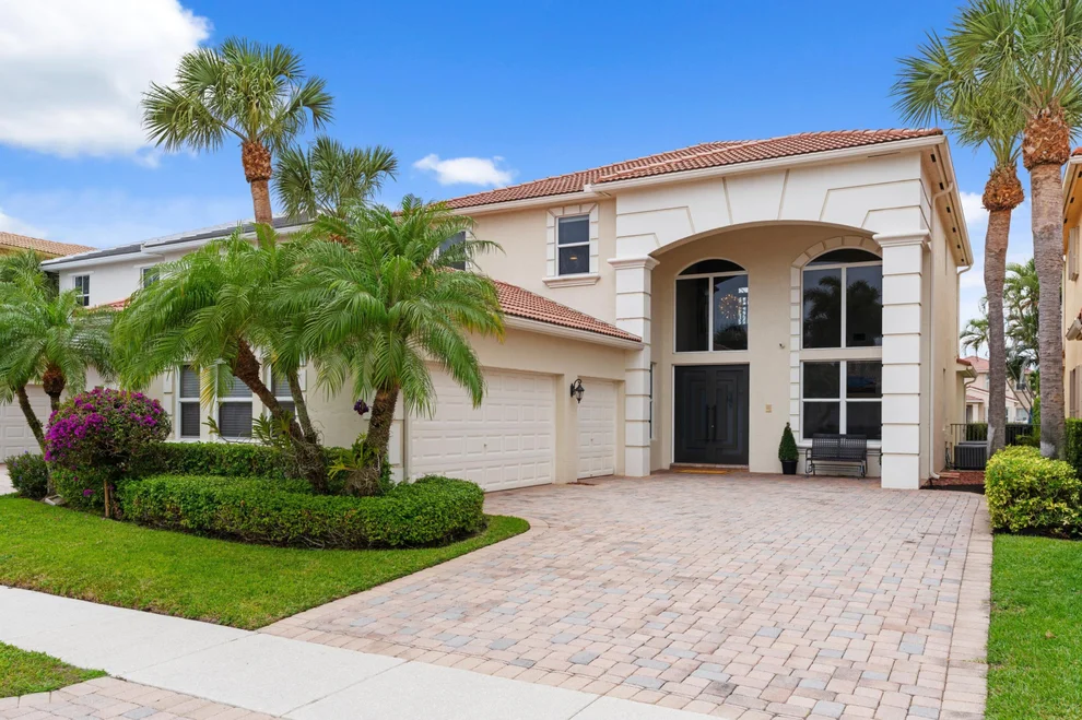 Unit for sale at 117 Via Condado Way, Palm Beach Gardens, FL 33418