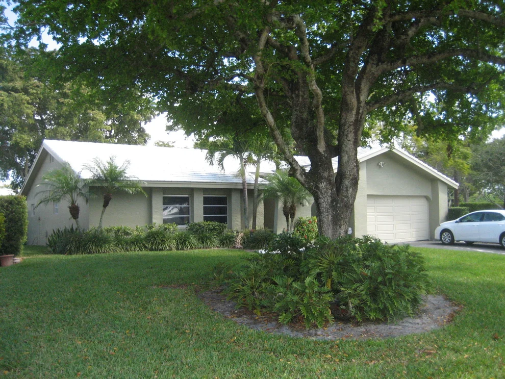Unit for sale at 22378 Cameo Drive W, Boca Raton, FL 33433