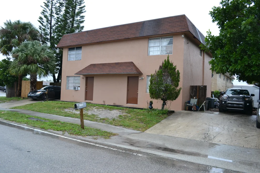 Unit for sale at 204 N Orange Avenue, Jupiter, FL 33458