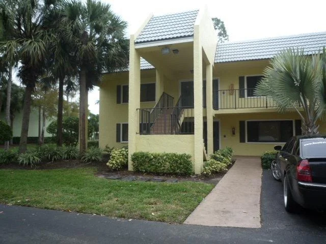 Unit for sale at 711 Forest Club Drive, Wellington, FL 33414