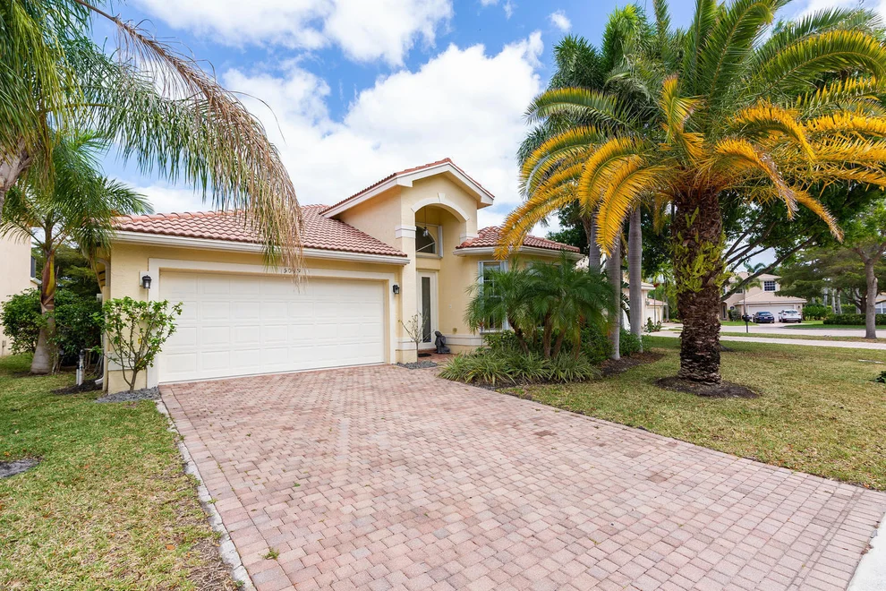 Unit for sale at 5019 Solar Point Drive, Greenacres, FL 33463