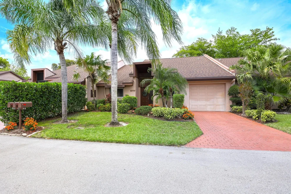 Unit for sale at 6777 Versailles Court, Lake Worth, FL 33467