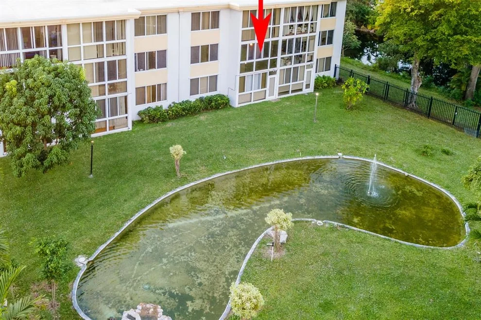 Unit for sale at 6005 Del Lago Circle, Sunrise, FL 33313