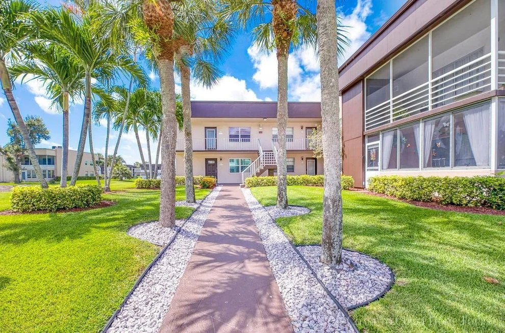 Unit for sale at 626 Normandy N, Delray Beach, FL 33484
