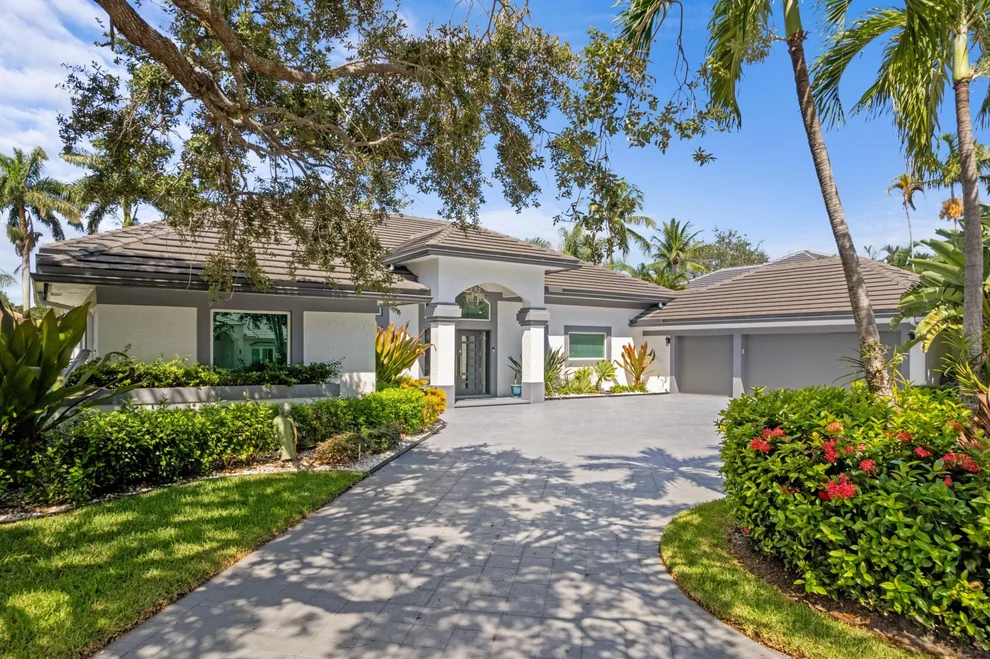 Unit for sale at 2701 Tecumseh Drive, West Palm Beach, FL 33409