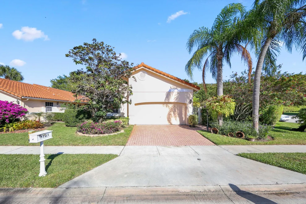 Unit for sale at 5125 Columbo Court, Delray Beach, FL 33484