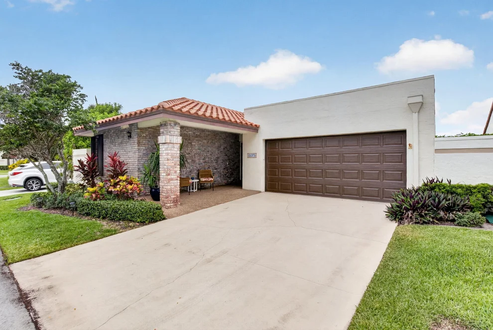 Unit for sale at 21375 Sonesta Way, Boca Raton, FL 33433