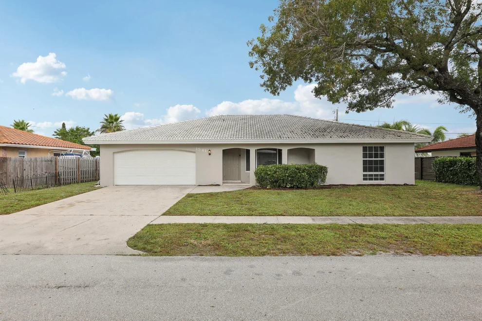 Unit for sale at 1541 NW 9th Street, Boca Raton, FL 33486