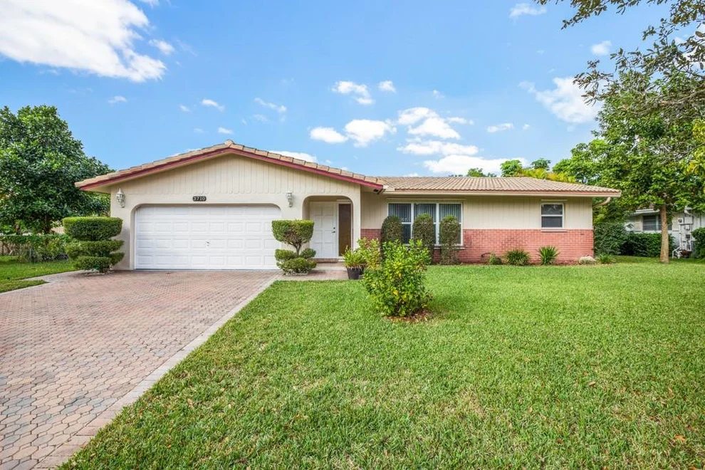 Unit for sale at 3710 NW 114th Lane, Coral Springs, FL 33065