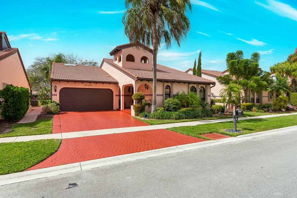 Unit for sale at 22785 Marbella Circle, Boca Raton, FL 33433