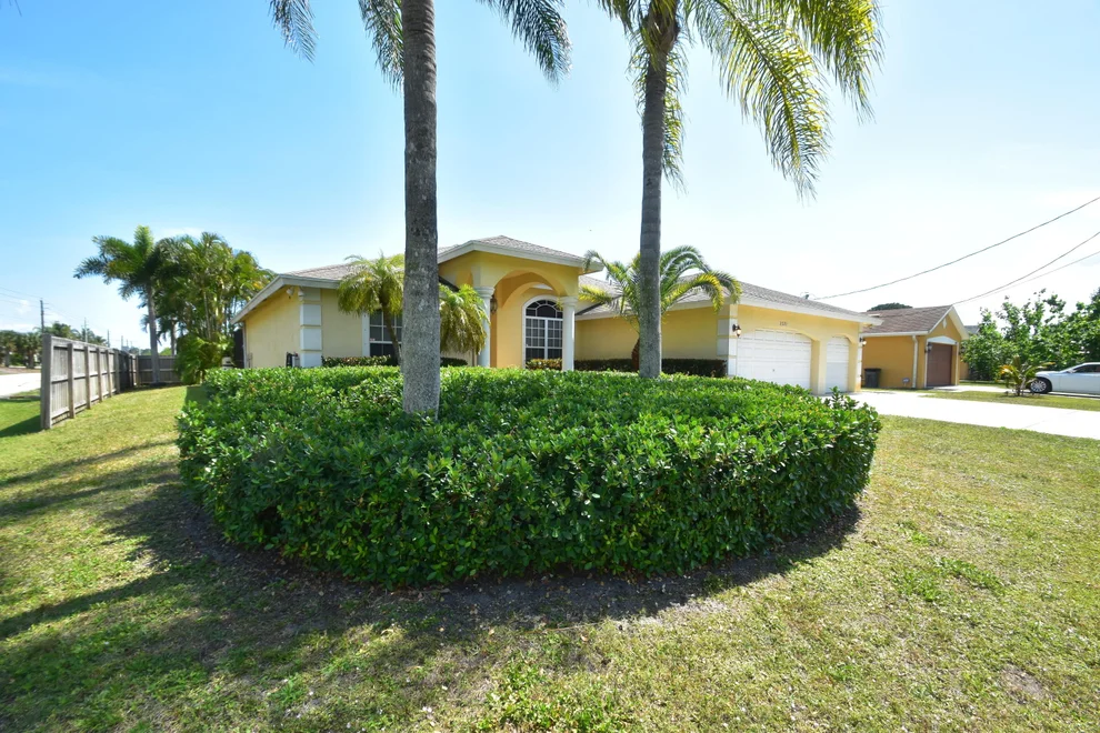 Unit for sale at 2371 SE Leithgow Street, Port St Lucie, FL 34952