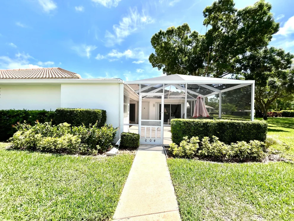Unit for sale at 604 Silverleaf Oak Court, Palm Beach Gardens, FL 33410