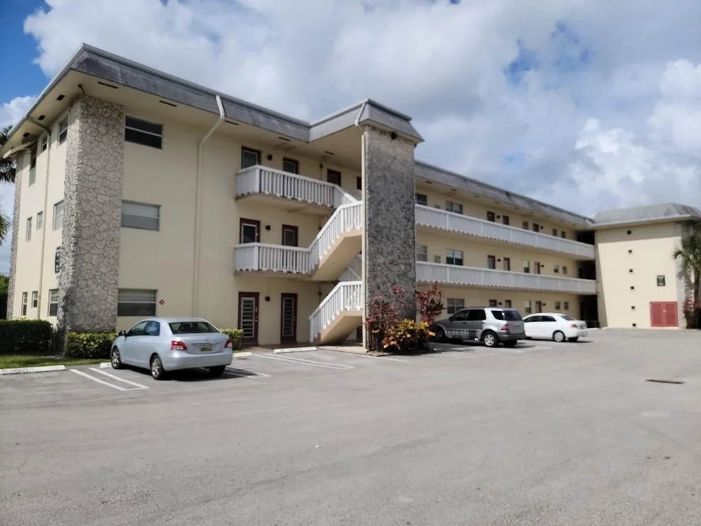 Unit for sale at 4451 NW 16th Street, Fort Lauderdale, FL 33313
