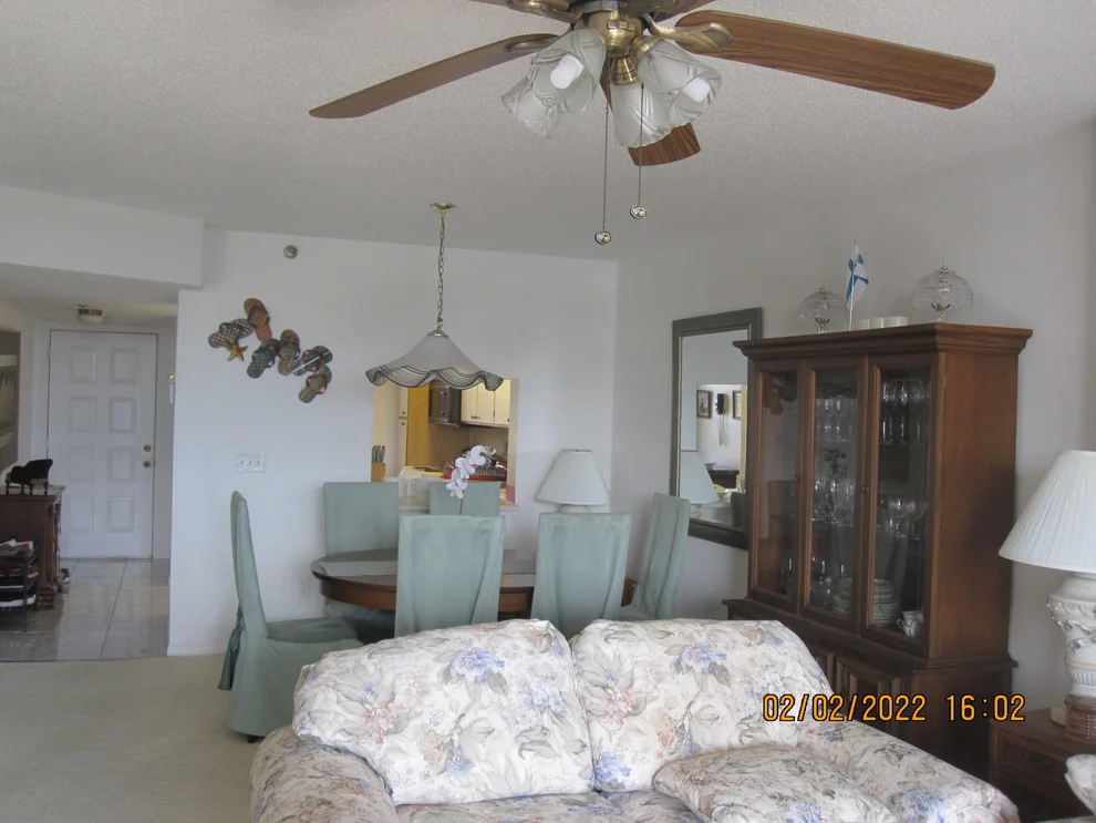 Unit for sale at 896 N Federal Highway, Lantana, FL 33462