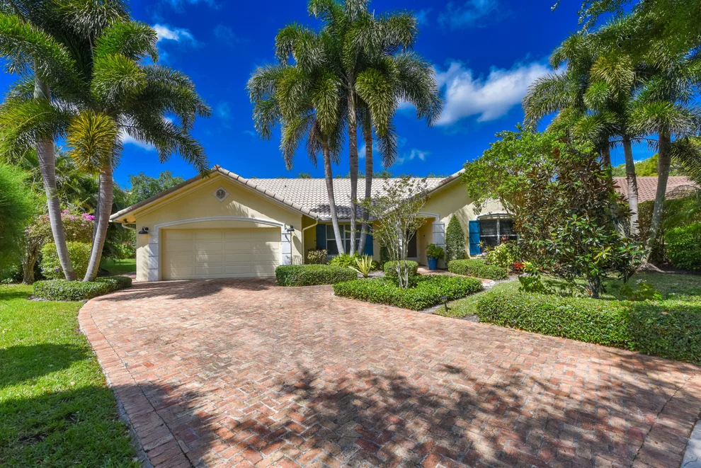 Unit for sale at 3801 NW 27th Avenue, Boca Raton, FL 33434