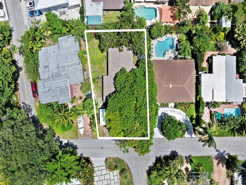 Unit for sale at 1204 SE 13th Terrace, Fort Lauderdale, FL 33316