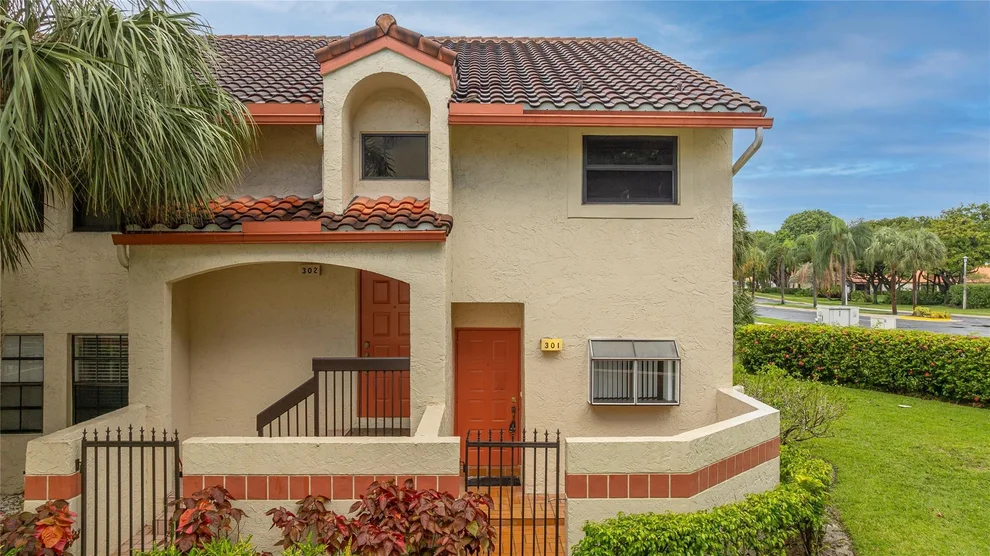 Unit for sale at 301 Congressional Way, Deerfield Beach, FL 33442