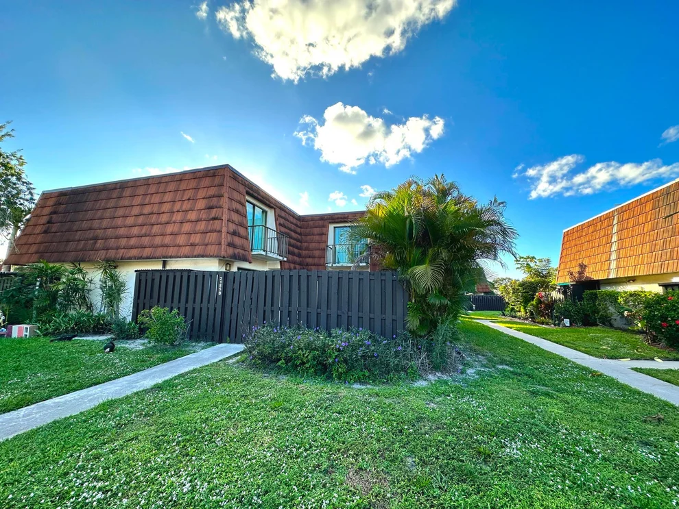 Unit for sale at 2185 White Pine Circle, Greenacres, FL 33415