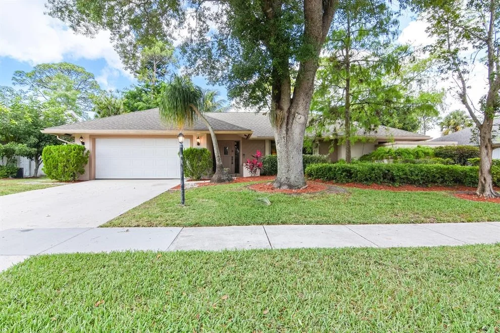 Unit for sale at 13516 Exotica Lane, Wellington, FL 33414
