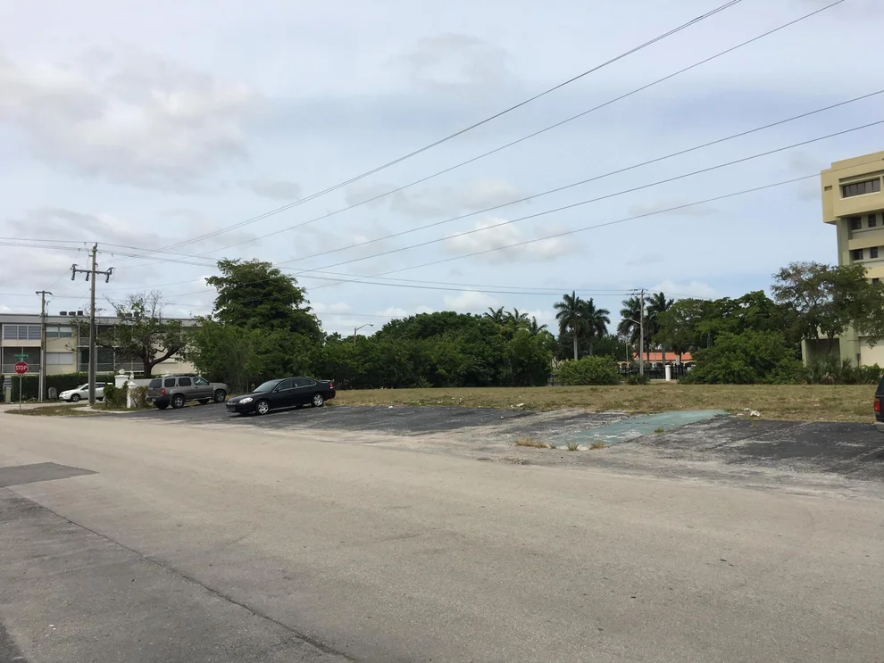 Unit for sale at 1590 NW 43rd Apt 310 Avenue, Lauderhill, FL 33313