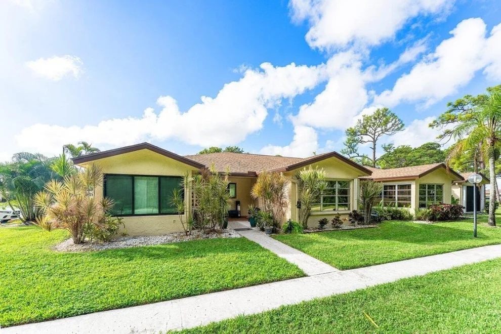 Unit for sale at 5300 Nesting Way, Delray Beach, FL 33484