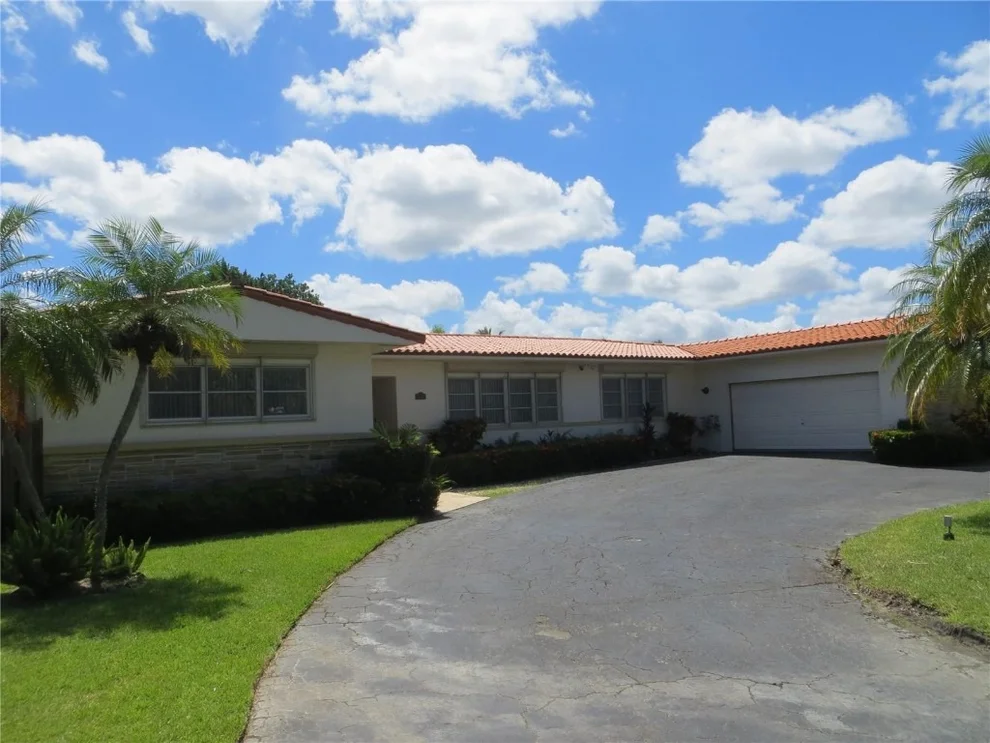 Unit for sale at 1024 S Southlake Drive, Hollywood, FL 33019