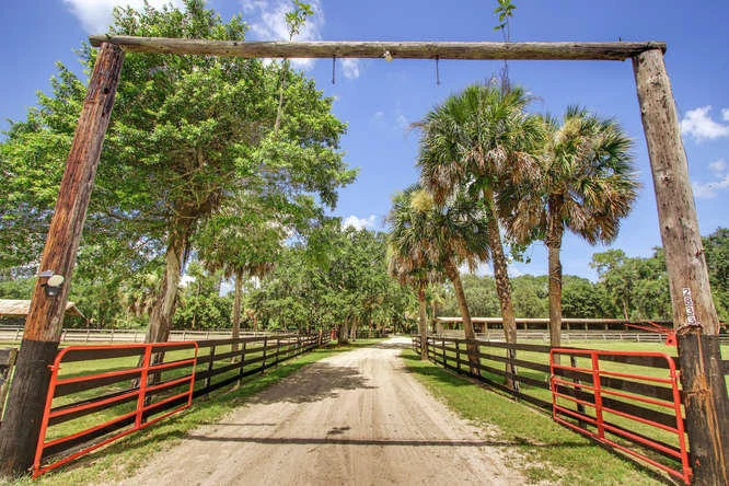 Unit for sale at 2833 F Road, Loxahatchee Groves, FL 33470