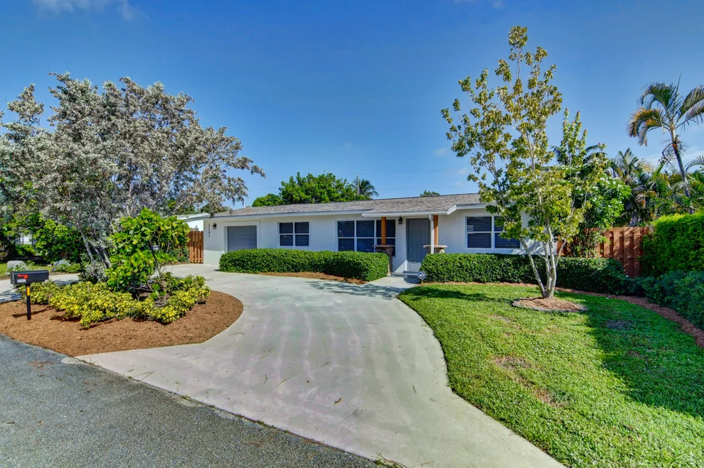 Unit for sale at 3597 Ivanhoe Avenue, Boynton Beach, FL 33436