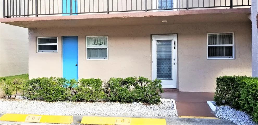 Unit for sale at 729 Lori Drive, Palm Springs, FL 33461