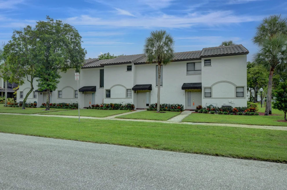 Unit for sale at 7200 NW 2nd Avenue, Boca Raton, FL 33487