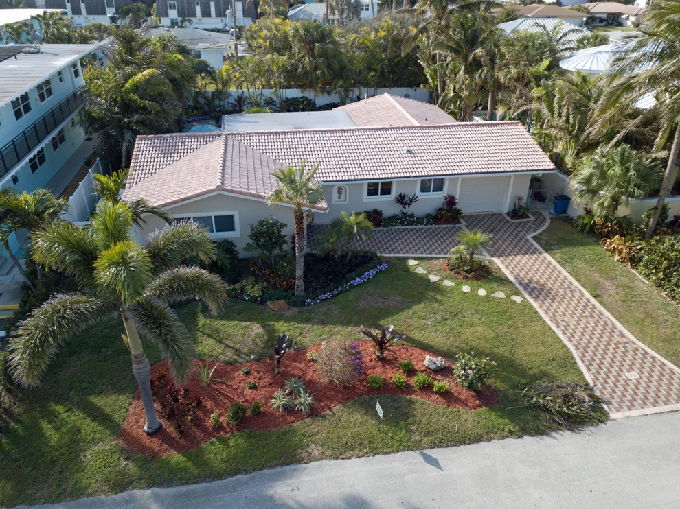 Unit for sale at 118 Bravado Lane, Palm Beach Shores, FL 33404