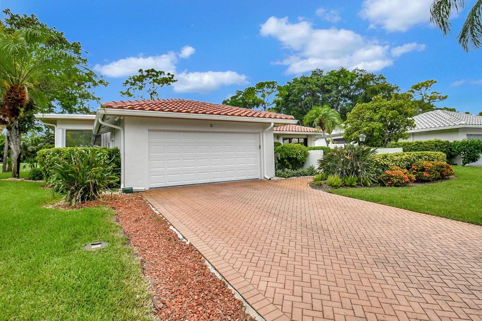 Unit for sale at 6 Northwoods Lane, Boynton Beach, FL 33436