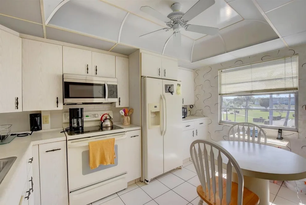 Unit for sale at 3019 Guildford B, Boca Raton, FL 33434