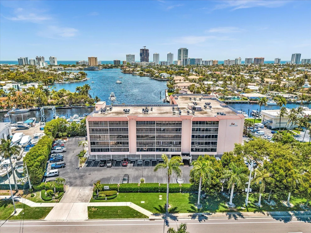 Unit for sale at 740 S Federal Highway, Pompano Beach, FL 33062