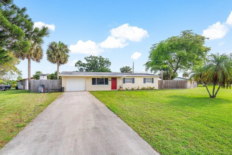 Unit for sale at 446 W Shadyside Circle, West Palm Beach, FL 33415
