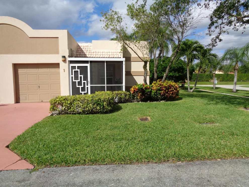 Unit for sale at 9275 Flynn Circle, Boca Raton, FL 33496
